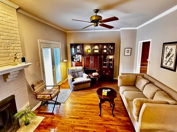 2nd image of 1309 Gray Hawk Rd APT E