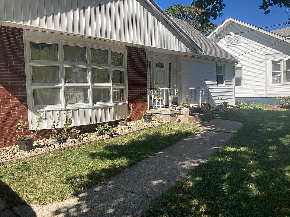 1st image of 419 N Vail St