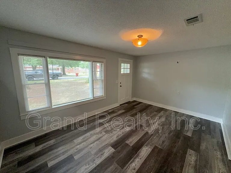 3693 Scoggins St — Photo 3