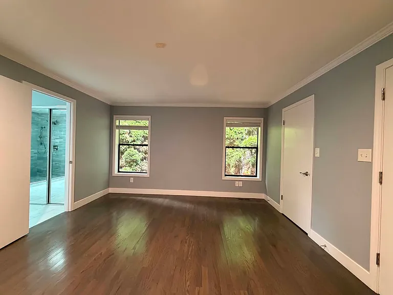 15017 NE 11th Pl — Photo 13