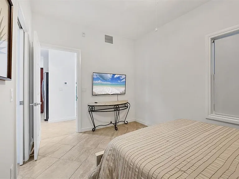 8111 Lakewood Main St #305 — Photo 15
