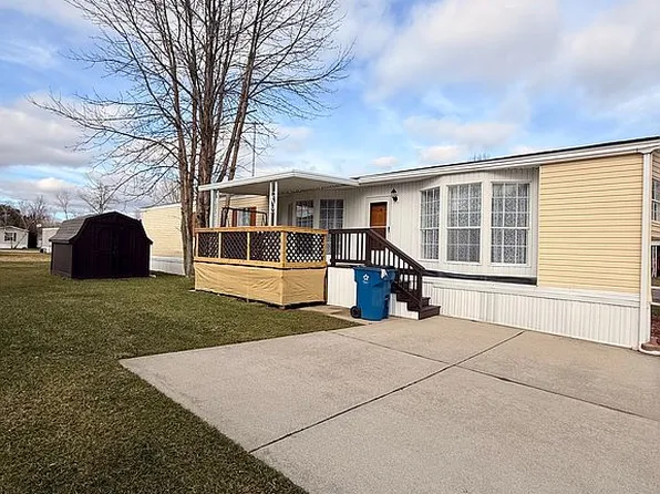 11338 Armstrong Dr S, Saginaw, MI 48609