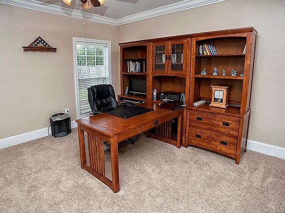 3rd image of 7003 Oak Creek Cir SE