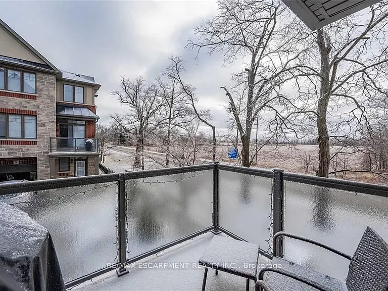 10 Showers Ln — Photo 36