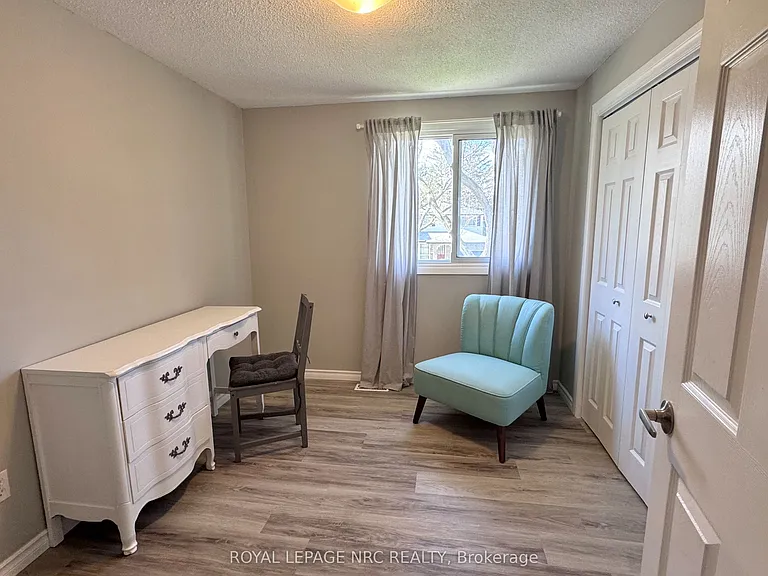 10 Lafayette Dr — Photo 15