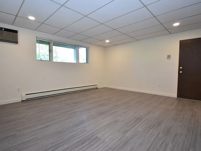 805 W Villard St #1 — Photo 4