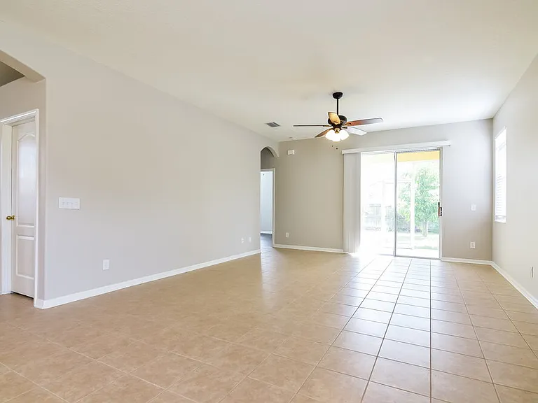 8574 Deer Chase Dr — Photo 6