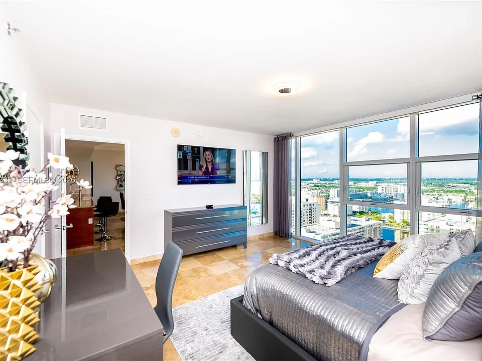 1830 S Ocean Dr #2907