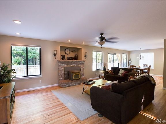 4th image of 5401 Kristin Ln SE