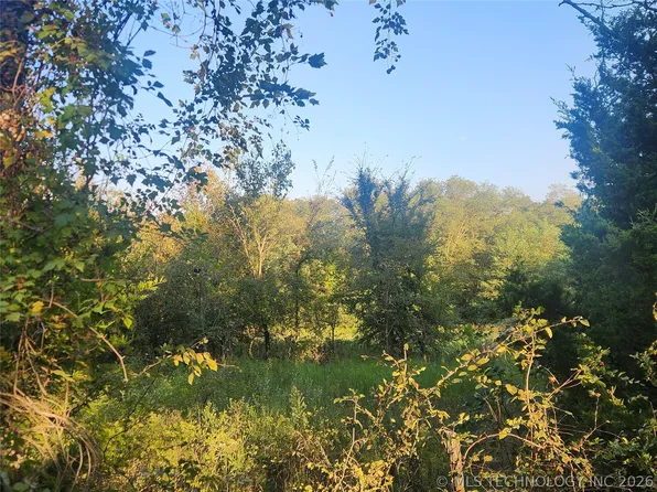 8388 S Research Rd, Atoka, OK 74525