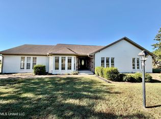340 Porter Dr, Clarksdale, MS 38614
