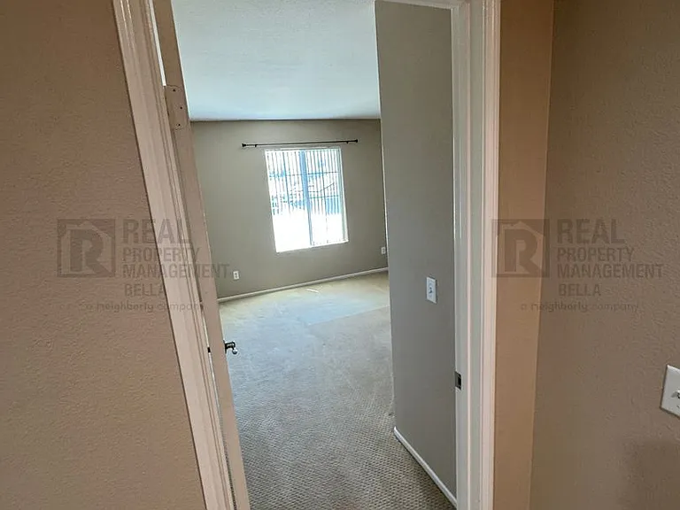 756 Conlon Dr — Photo 31