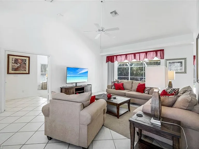 5110 Brixton Ct — Photo 3
