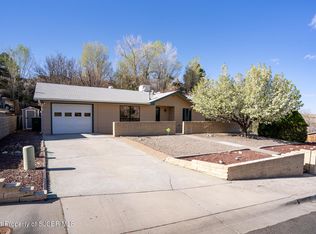 613 W 24th St, Farmington, NM 87401