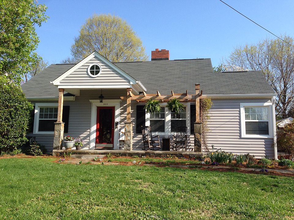 1st image of 2319 Westover Dr