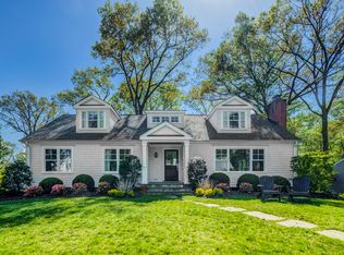 101 Chatham Rd, Fairfield, CT 06825