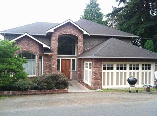 11920 Lakeside Ave NE, Seattle, WA 98125