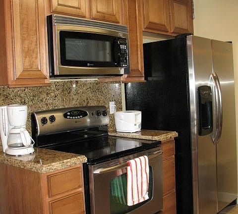 3rd image of 1571 Sorrento Dr