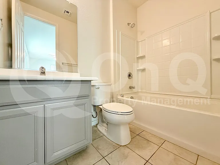 775 W Flintlock Way — Photo 7