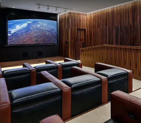 Rented by Christie's International Real Estate Group, LLC | media 21