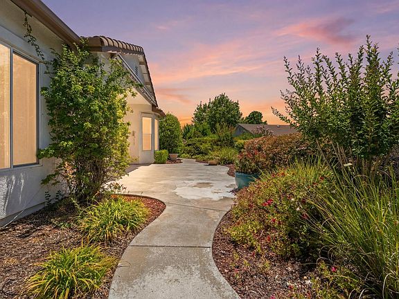 3rd image of 4347 Newland Heights Dr