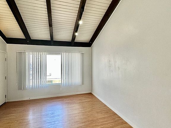 3rd image of 2619 T St APT 4