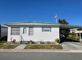 58 Beechwood Ln, Largo, FL 33770