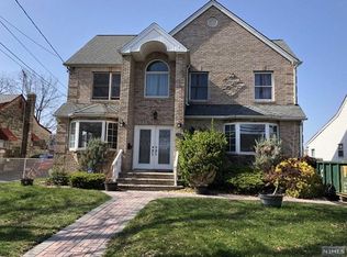 1-15 Berdan Ave, Fair Lawn, NJ 07410