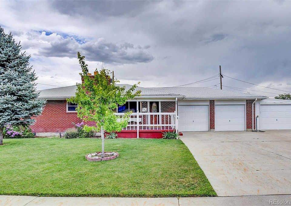 1st image of 270 Aspen Dr