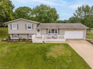 6910 Lavonne Ave NE, Canton, OH
