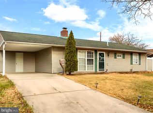 74 Blue Ridge Dr, Levittown, PA 19057