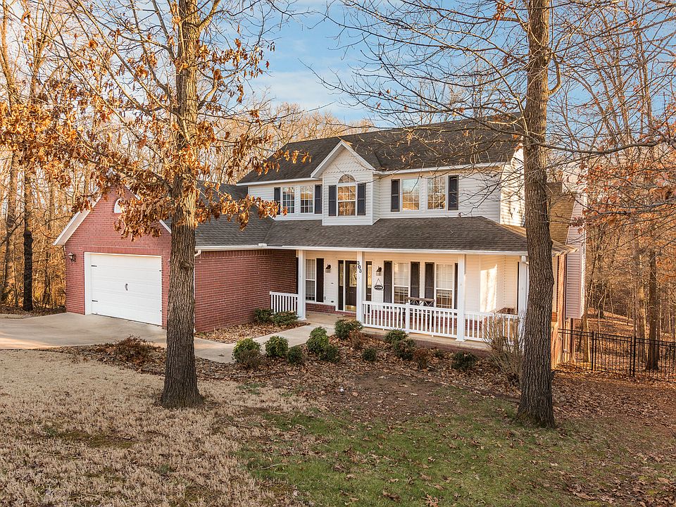 1st image of 303 NW Lasalle Dr