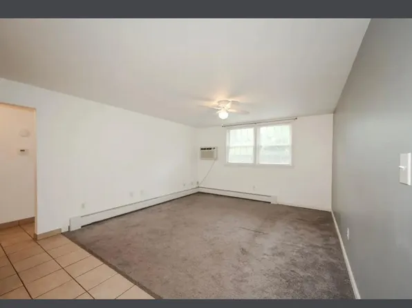 (undisclosed Address), Lowell, MA 01852