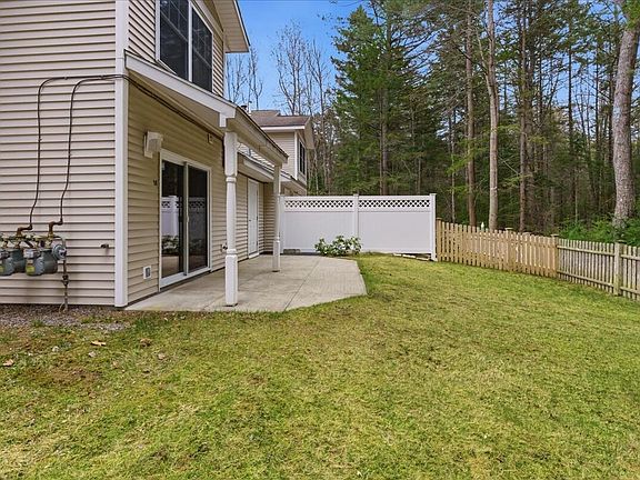 3rd image of 18 Beaver Pond Road #18