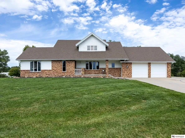 15456 Reagan Dr, Washington, NE 68068