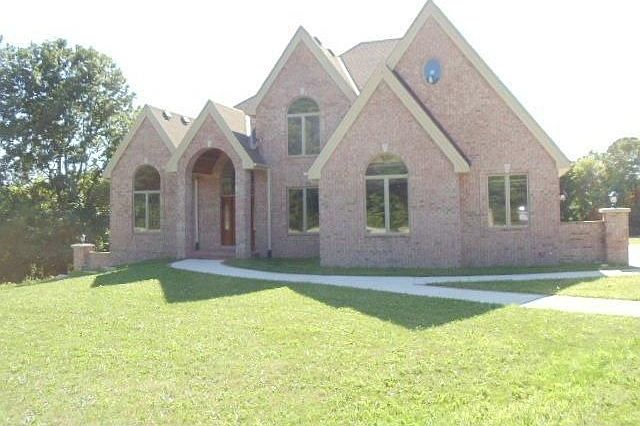 2nd image of 4041 Hawks Ridge Dr