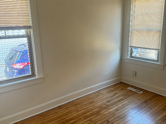 3rd image of 2332 S Woodward St
