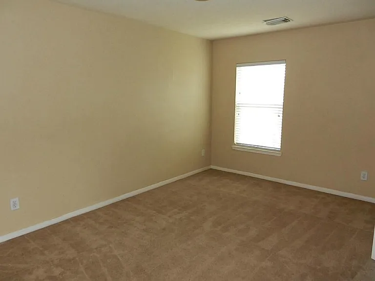 25215 Ibris Ranch Dr — Photo 10
