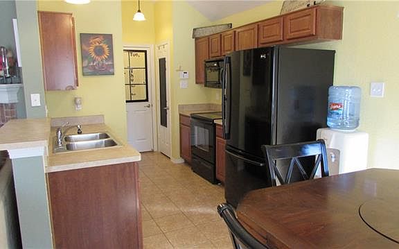5th image of 10433 Trevino Ln