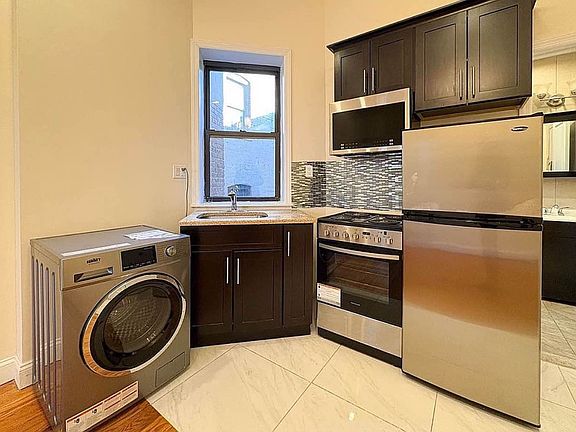 2nd image of 641 Saint Marks Ave #2R