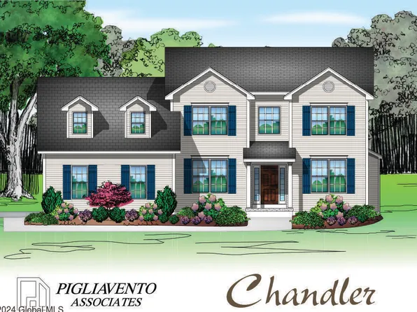 18 Eastpointe Drive, Saratoga Springs, NY 12866