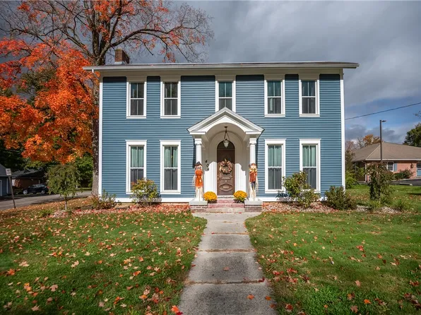 404 S Main St, Greenville, PA 16125