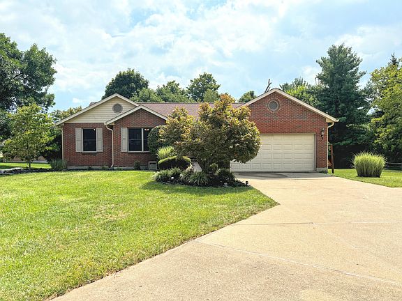 2nd image of 10193 Cedarwood Dr