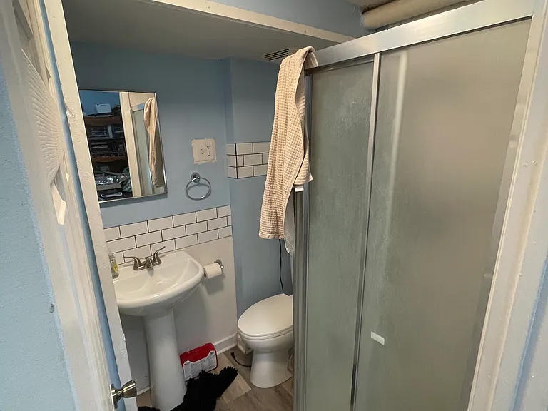 2113 W Washington St #C — Photo 6