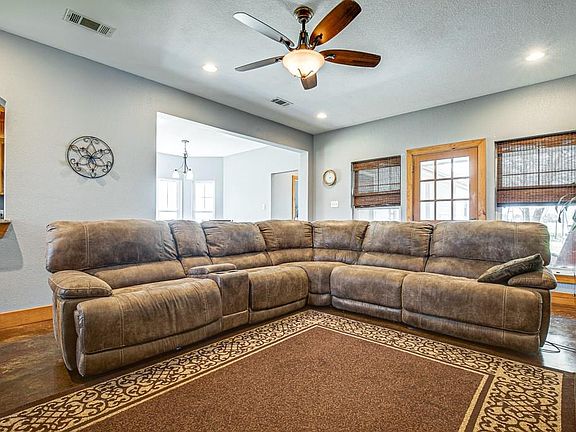 4th image of 13454 County Road 4077