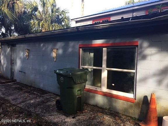 4th image of 1509 Twigg St