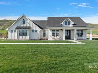 3353 Magnolia Ln, Emmett, ID 83617