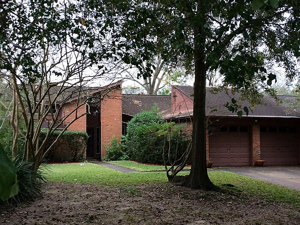 1st image of 16030 Parksley Dr