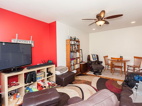 2nd image of 4837 N Ashland Ave #3