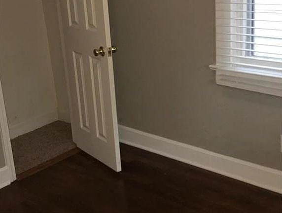 3rd image of 7602 Pennsylvania Ave